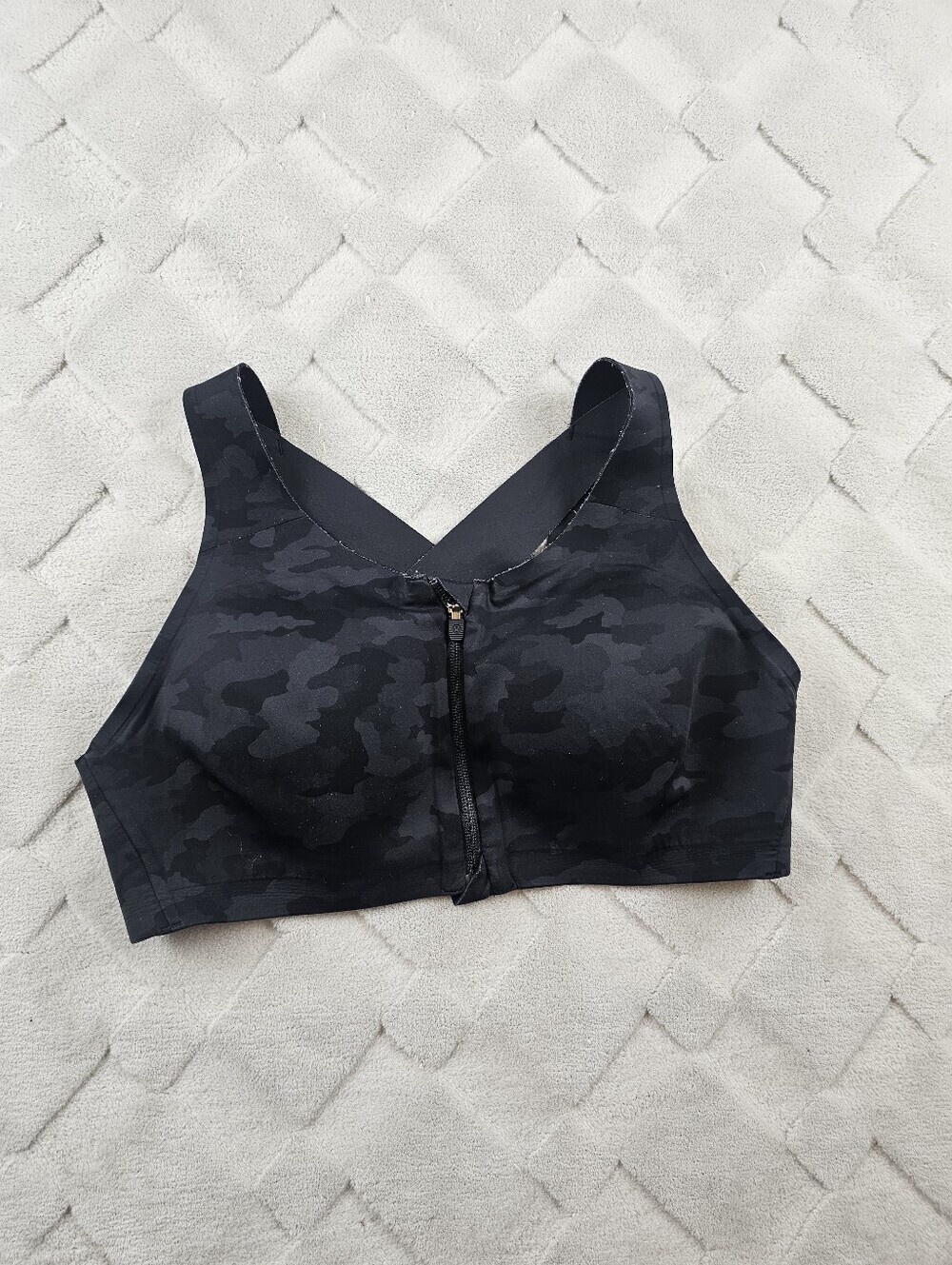 Lululemon Black Camo Front-Zip Sports Bra 38D